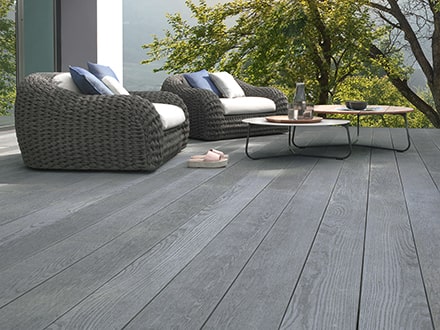Brushed Basalt decking photo