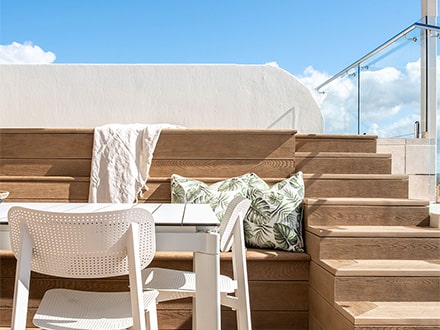 Golden Oak incredible rooftop deck